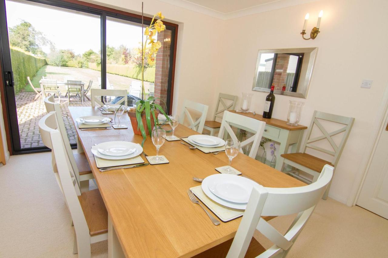 2 Priory Court Βίλα Thornham  Εξωτερικό φωτογραφία