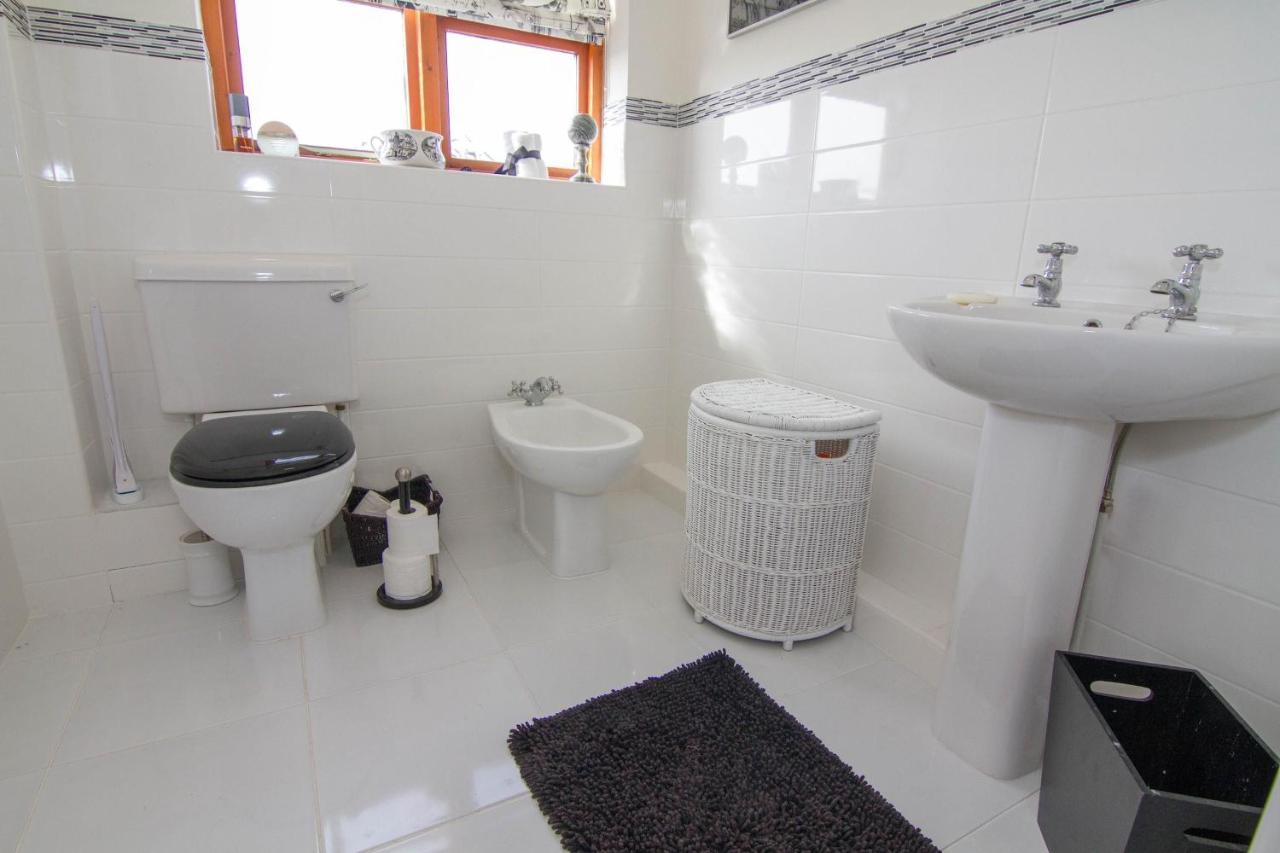 2 Priory Court Βίλα Thornham  Εξωτερικό φωτογραφία